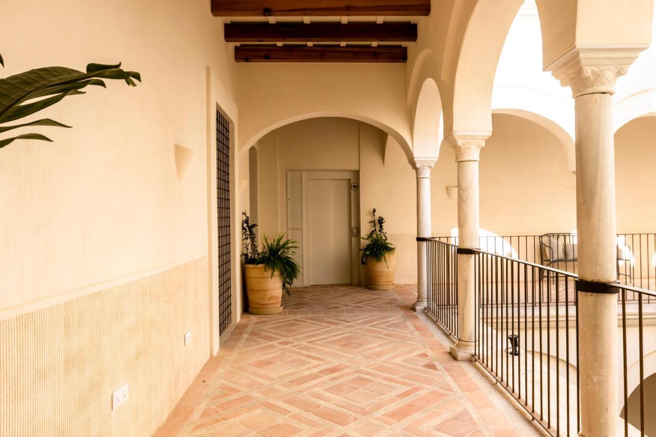Casa Del Rey Sabio Aparthotel Seville Ngoại thất bức ảnh