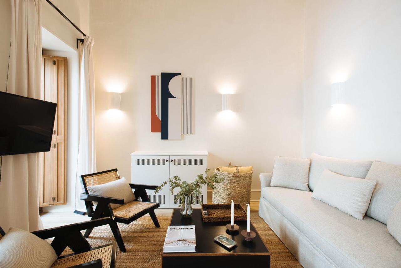 Casa Del Rey Sabio Aparthotel Seville Ngoại thất bức ảnh