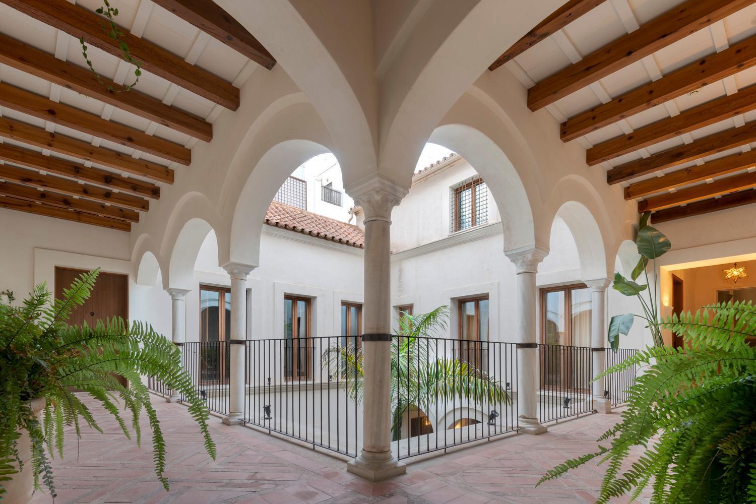 Casa Del Rey Sabio Aparthotel Seville Ngoại thất bức ảnh